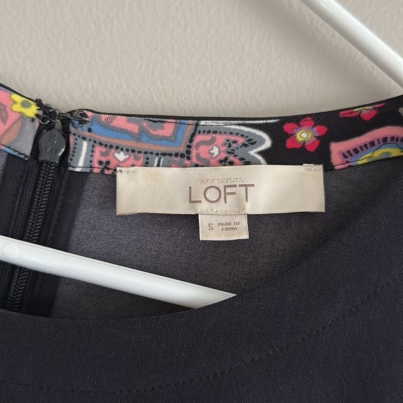 Loft Navy Blue Bold Medallion Paisley Floral Shift Dress - Picture 6 of 8